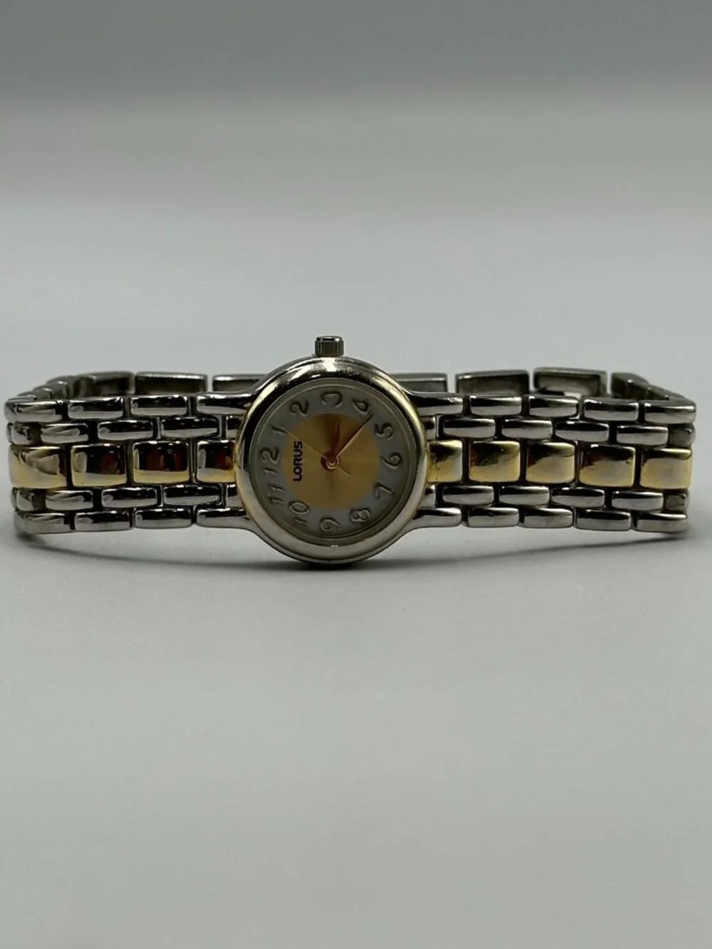 3/$30 Lorus Watch Women Silver Gold Two Tone Round 22MM Dial New Battery 7.5